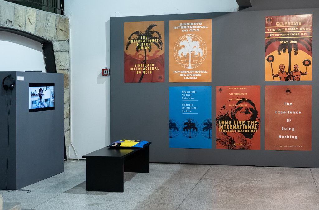 Рад не помаже, Килуaнижи Киa Хeндa & Тиаго Мена Абрантес / Work Won't Fix It, Kiluanji Kia Henda & Tiago Mena Abrantes